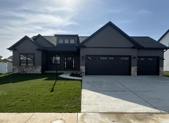 1713 Littlefield Ln., Mahomet, IL 61853