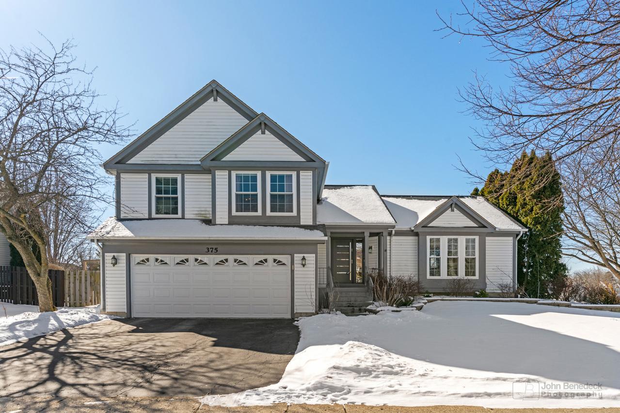 375 Wildberry Ln., Bartlett, IL 60103