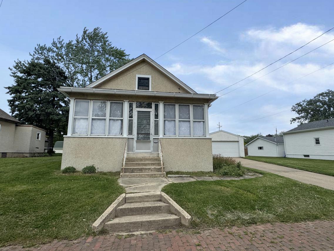 1313 Porter Ave., Lasalle, IL 61301