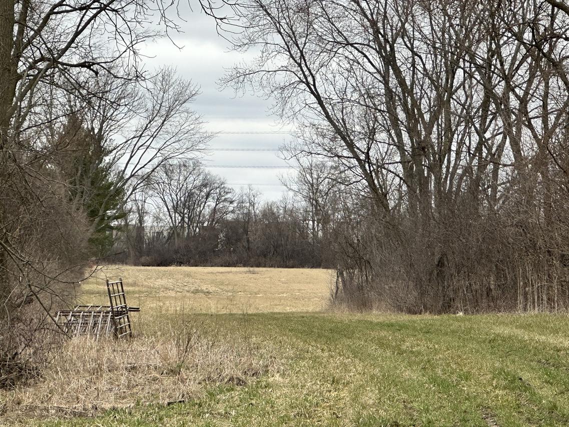 3S656 Landon Ave., Warrenville, IL 60555