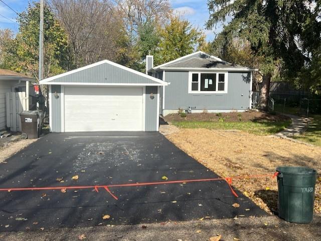 921 Highland Ave., Wauconda, IL 60084