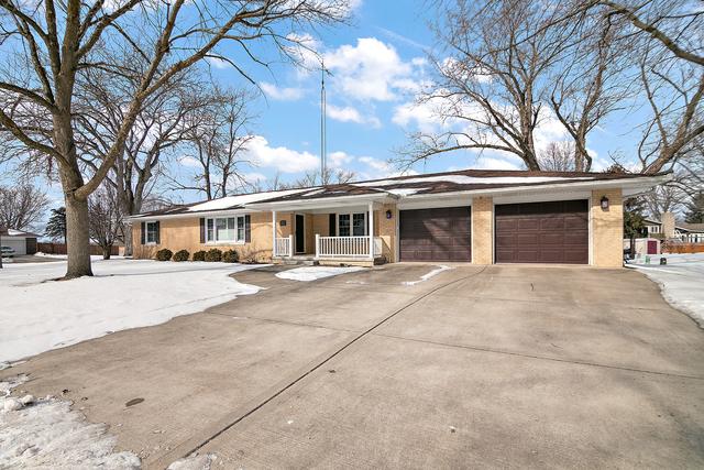 235 Hendron Ave., Clifton, IL 60927