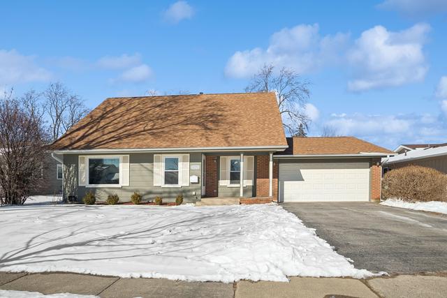56 Clearmont Dr., Elk Grove Village, IL 60007