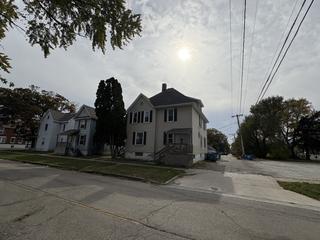 338 W Merchant St., Kankakee, IL 60901