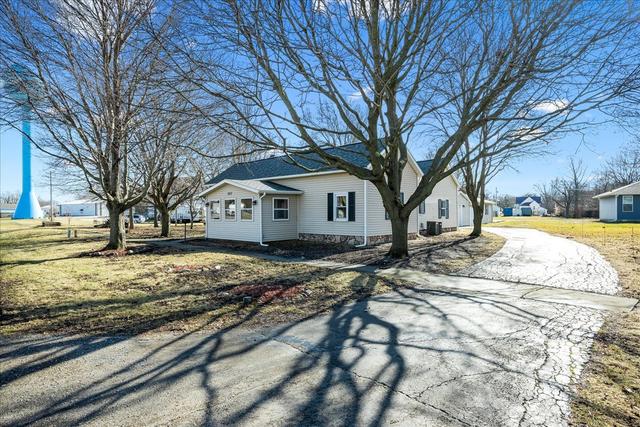 207 W State St., Mansfield, IL 61854