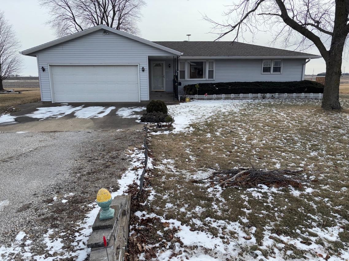 307 Olive St., Emden, IL 62635