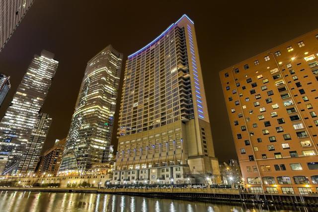 333 N Canal St. #2203, Chicago, IL 60606
