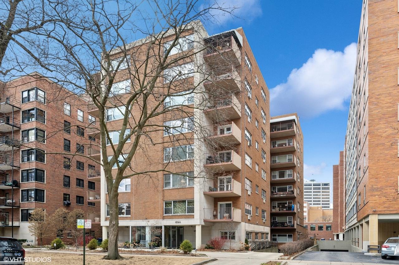 1508 Hinman Ave. #6C, Evanston, IL 60201