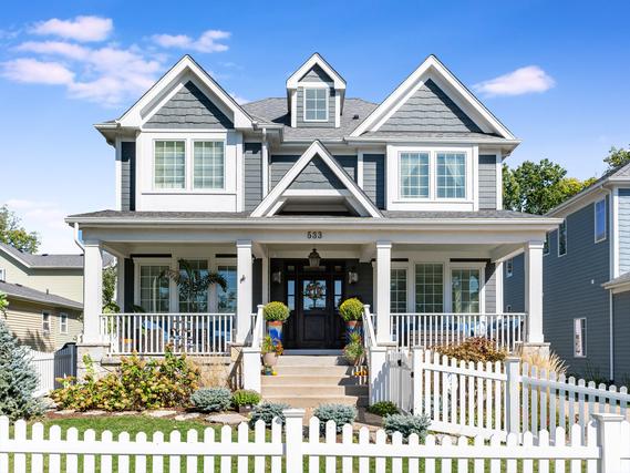 533 Jackson Ave., Naperville, IL 60540