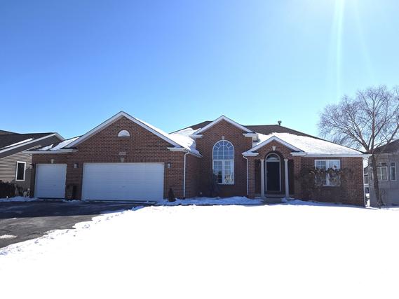 12826 Westbrook Point, Winnebago, IL 61088