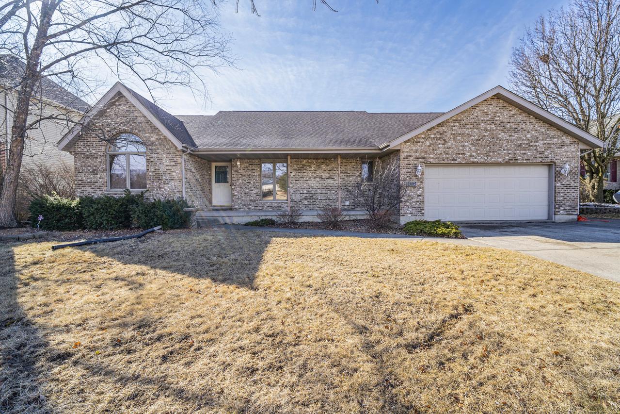 1805 Jared Dr., Crest Hill, IL 60403