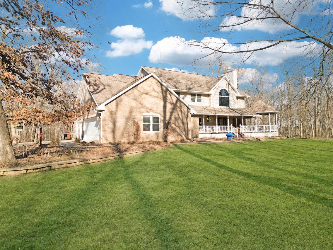 11307 Timber Lane Rd., Lena, IL 61048