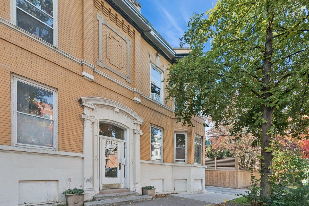 1443 W Waveland Ave. #1, Chicago, IL 60613