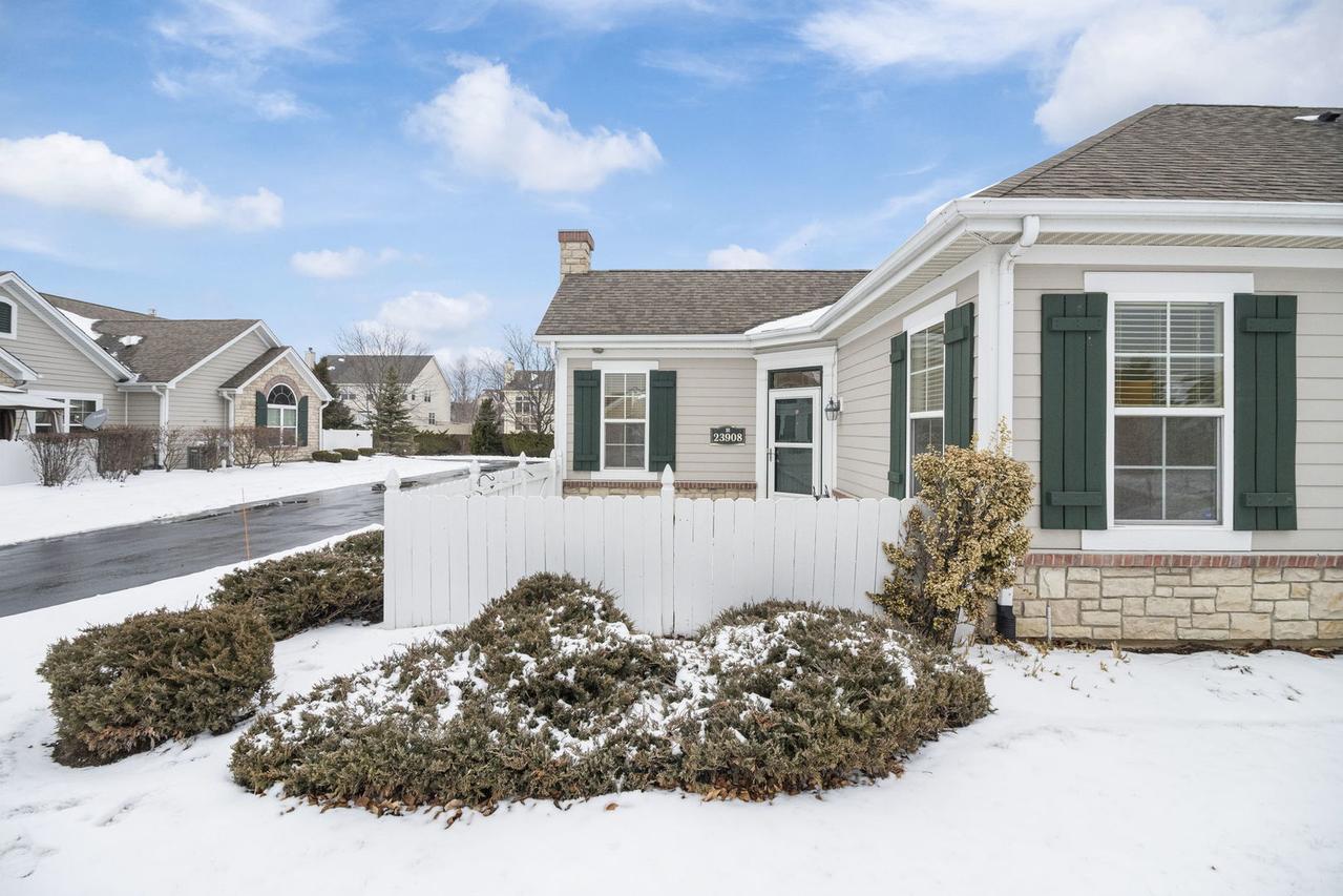 23908 W Dayfield Dr., Plainfield, IL 60586