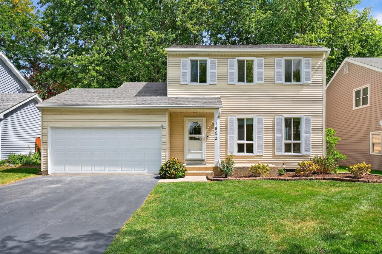 1853 Paddington Ave., Naperville, IL 60563
