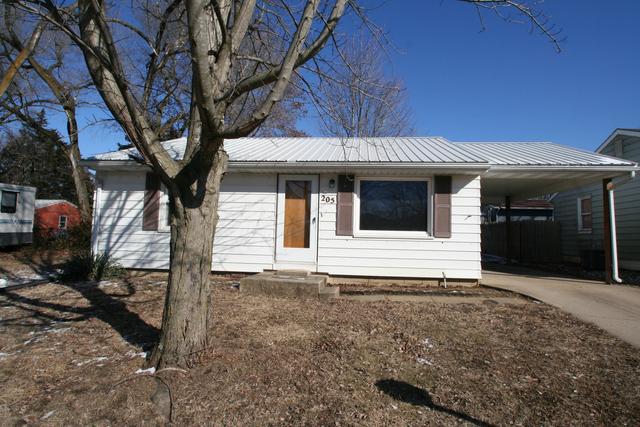 205 N Orchard St., Mackinaw, IL 61755