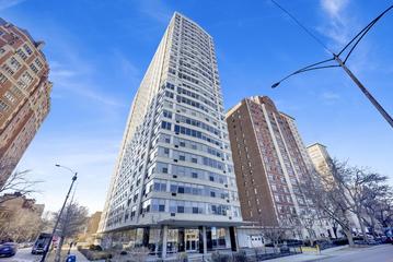 3900 N Lake Shore Dr. #25H, Chicago, IL 60613