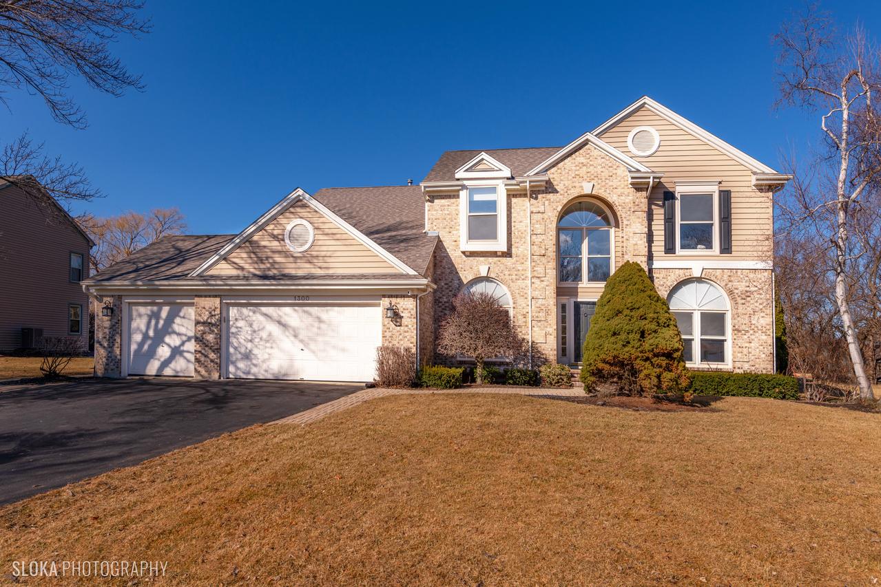 1300 Alexandra Blvd., Crystal Lake, IL 60014