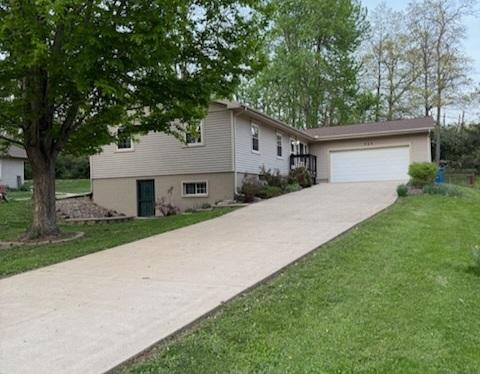 723 Heritage Dr., Mackinaw, IL 61755