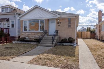 6249 W Addison St., Chicago, IL 60634