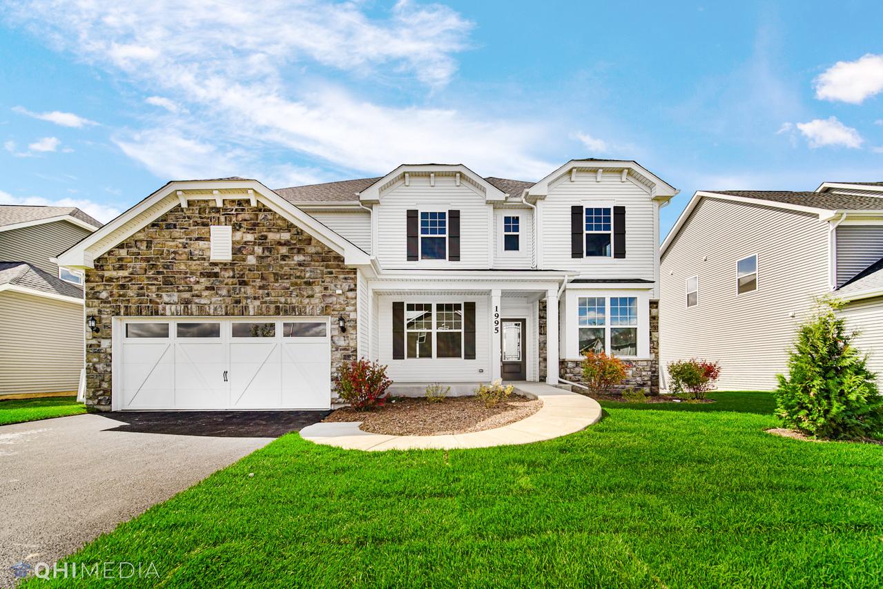 1995 Bent Grass Way, Bolingbrook, IL 60490