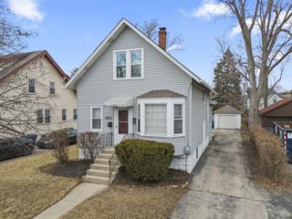 165 E North Ave., Elmhurst, IL 60126