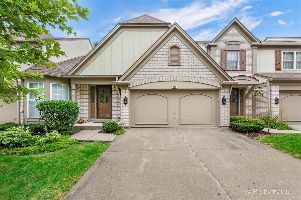 625 Marseilles Cir., Buffalo Grove, IL 60089