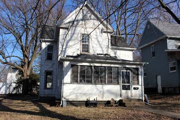 518 N Jackson St., Clinton, IL 61727