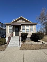 522 Frances St., Phoenix, IL 60426