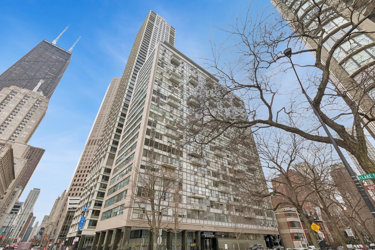 1000 N Lake Shore Dr. #1509, Chicago, IL 60611