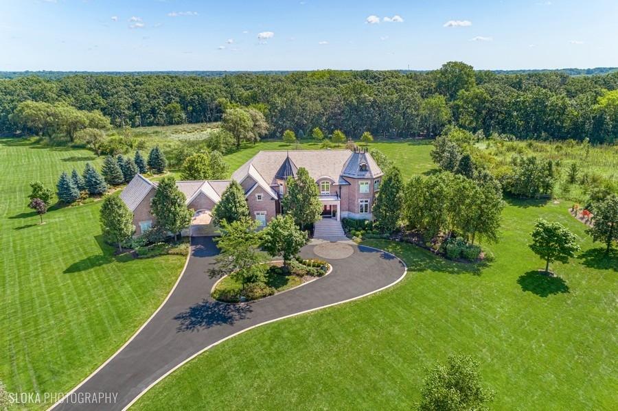 7 Jennifer Ct., Barrington Hills, IL 60010