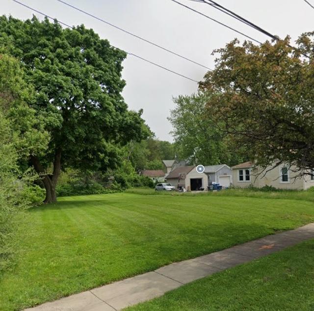 773 Aurora Ave., Aurora, IL 60505