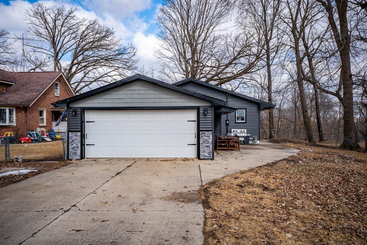 4083 Oaklane Rd., Rockford, IL 61109