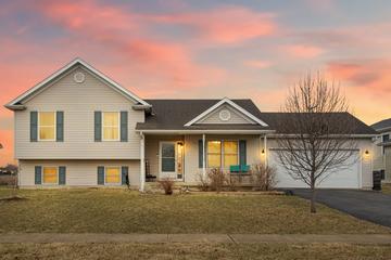 432 N Aspen Dr., Cortland, IL 60112