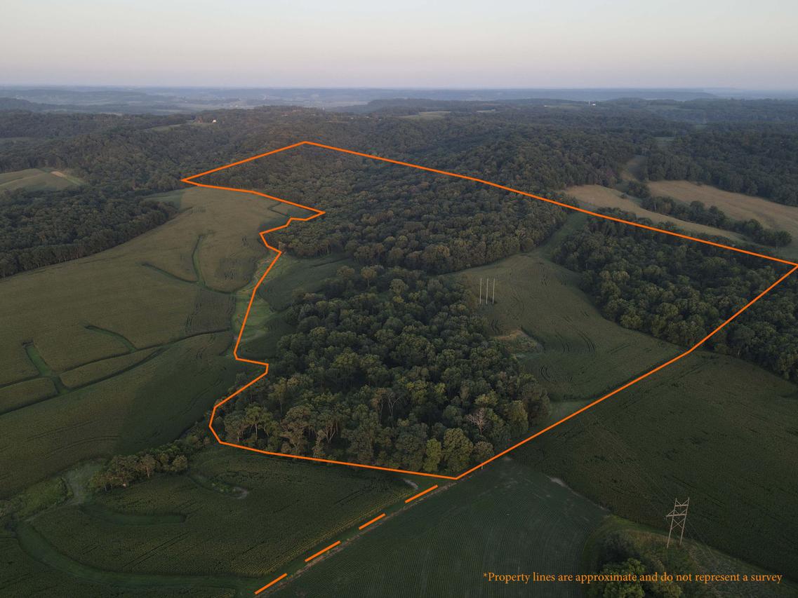000 W Steele Rd., Hanover, IL 61041
