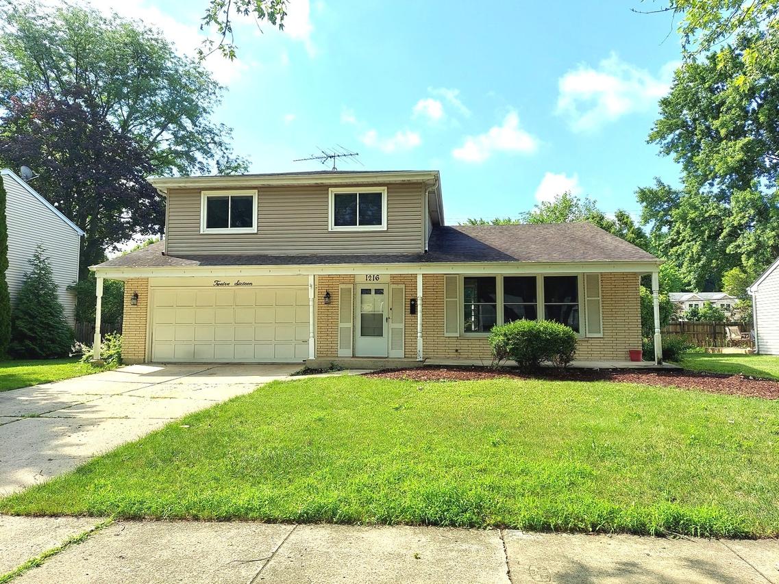1216 Evergreen Ave., Naperville, IL 60540