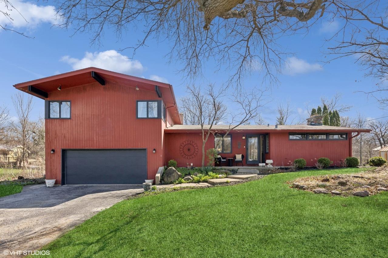 1733 Oak Lane Rd., Flossmoor, IL 60422