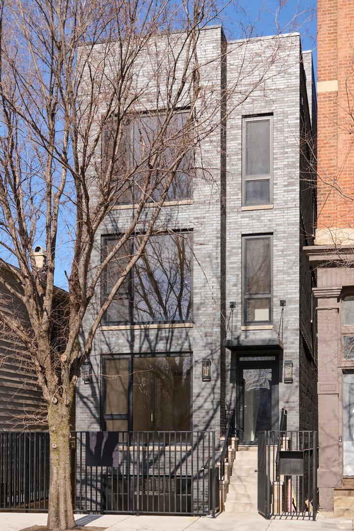 1402 W Chestnut St. #3, Chicago, IL 60642