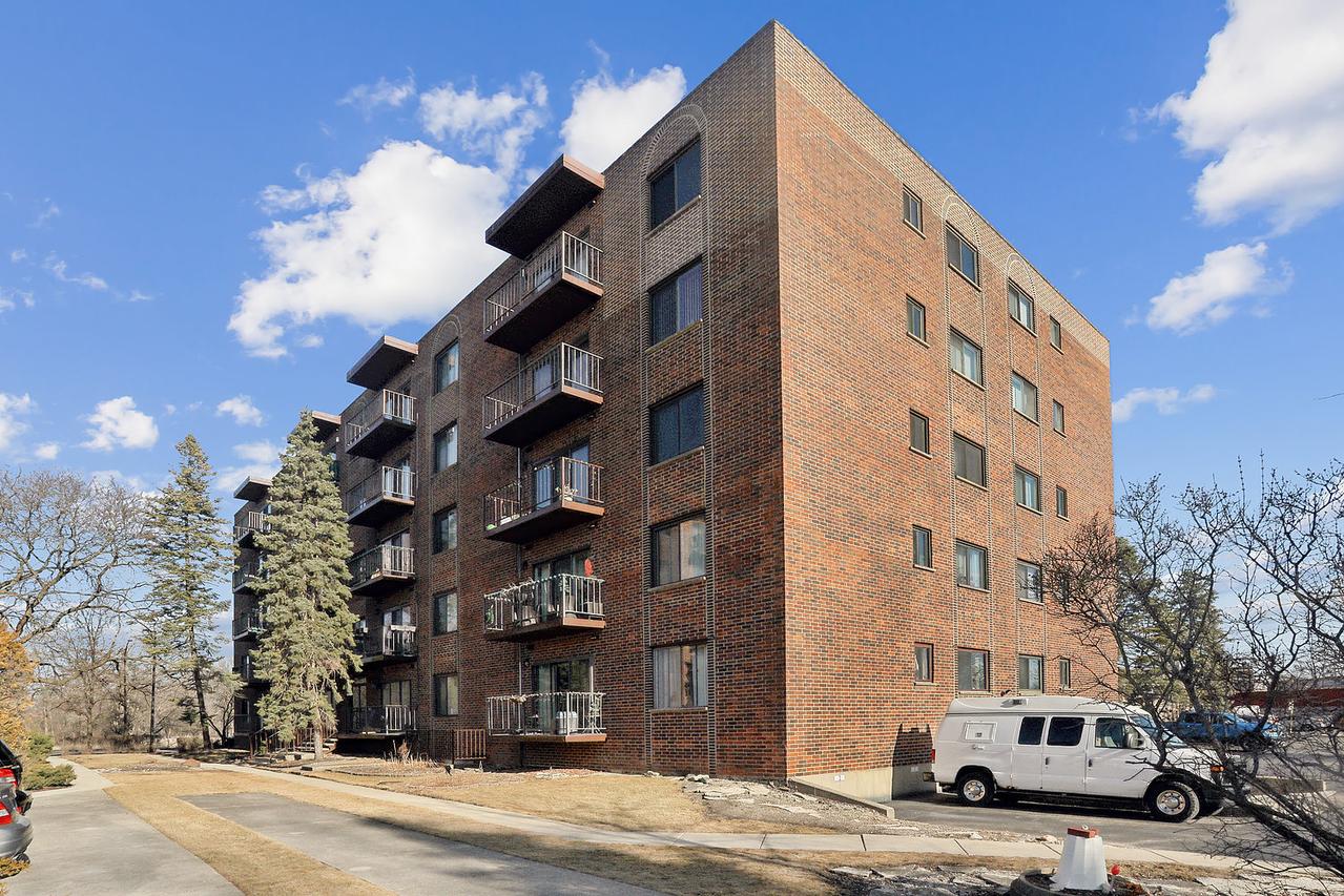 6505 N Nashville Ave. #308, Chicago, IL 60631