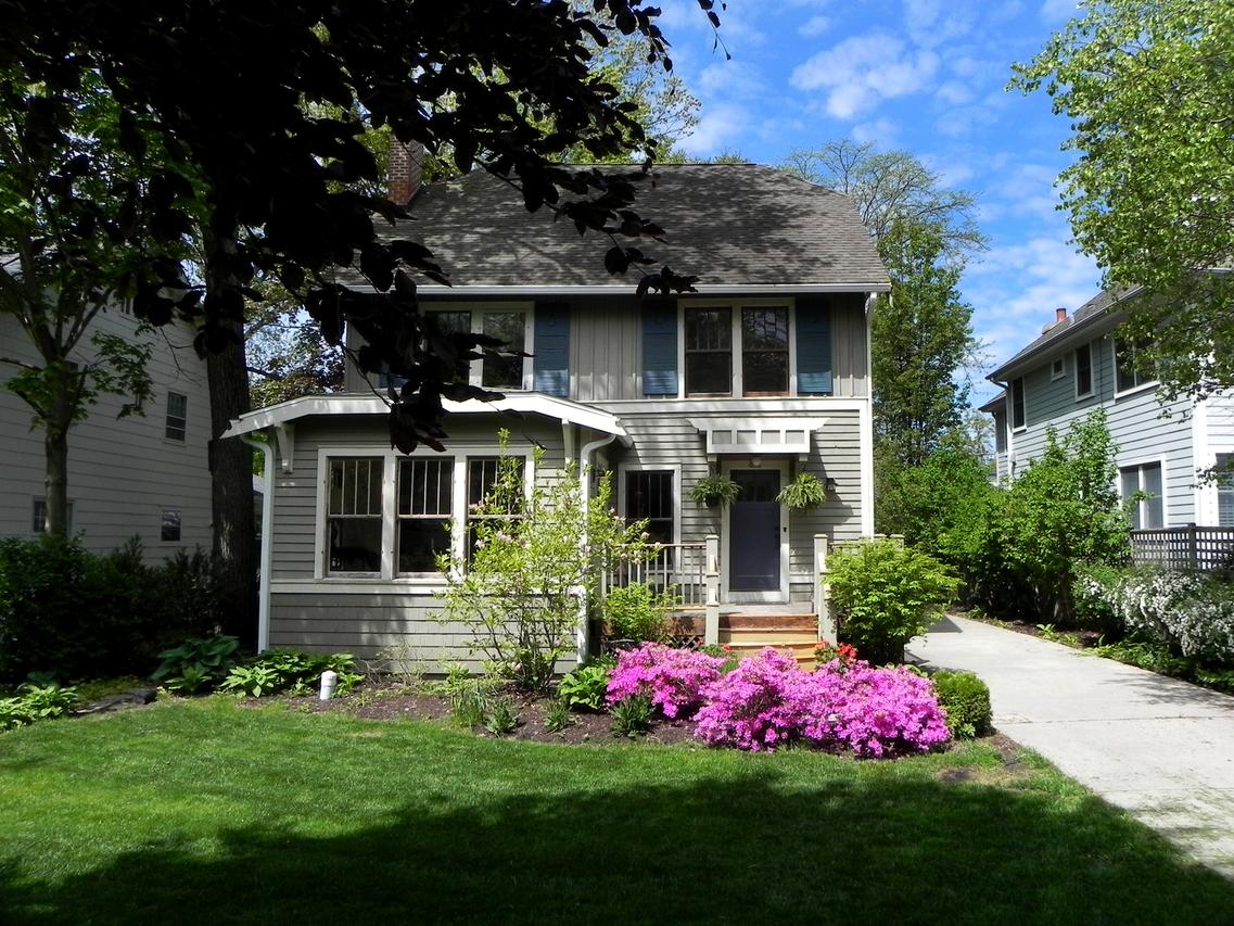 812 Rosewood Ave., Winnetka, IL 60093