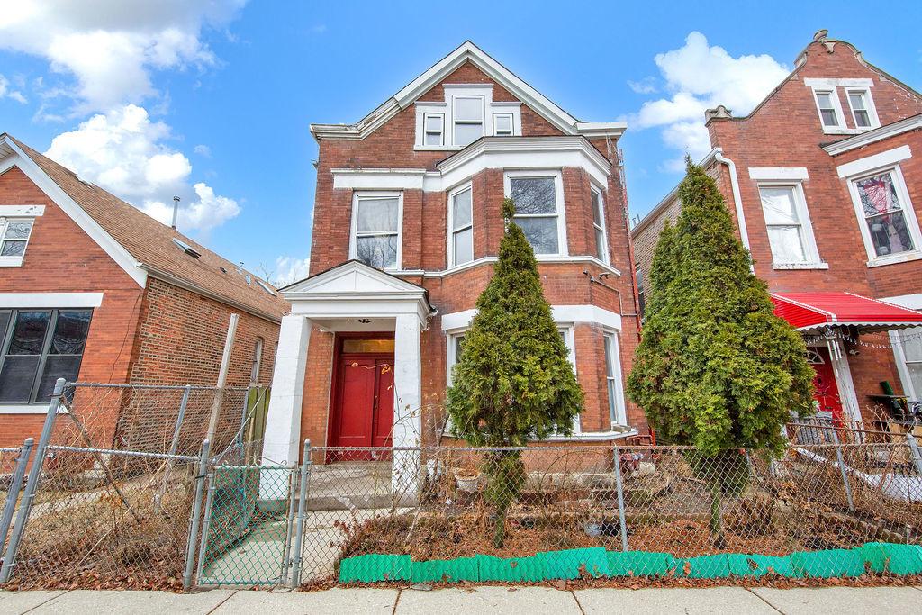 2335 S Hamlin Ave., Chicago, IL 60623