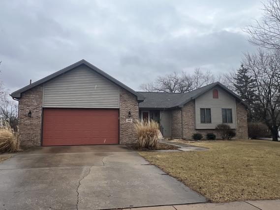 310 Massasoit St., Minooka, IL 60447