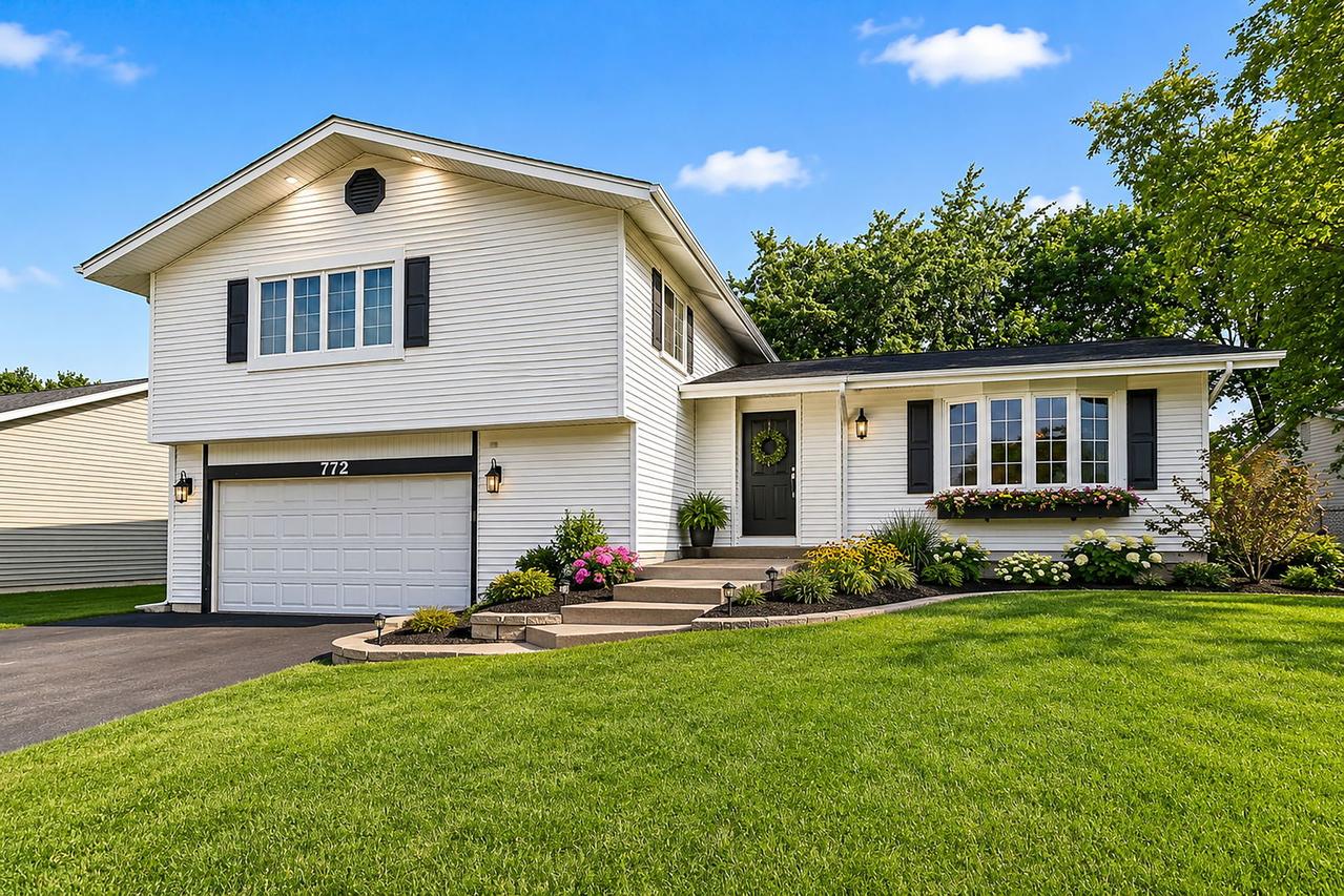 772 Balboa Ter., Bartlett, IL 60103