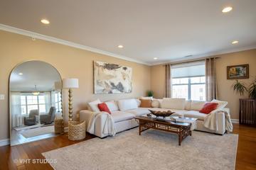 970 Harris Rd. #32, Grayslake, IL 60030