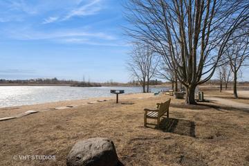 970 Harris Rd. #32, Grayslake, IL 60030