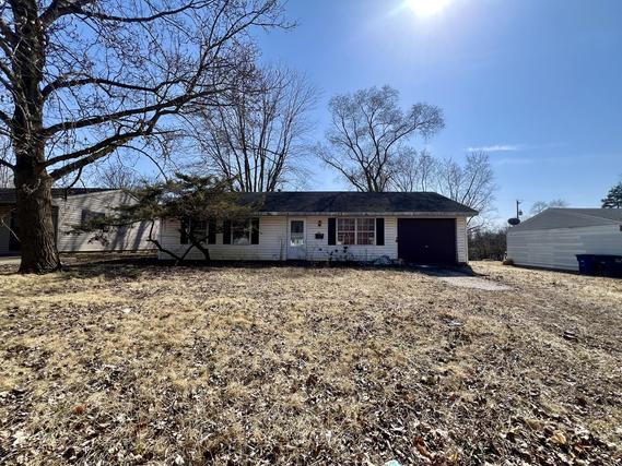 916 Sunset Ridge, Danville, IL 61832