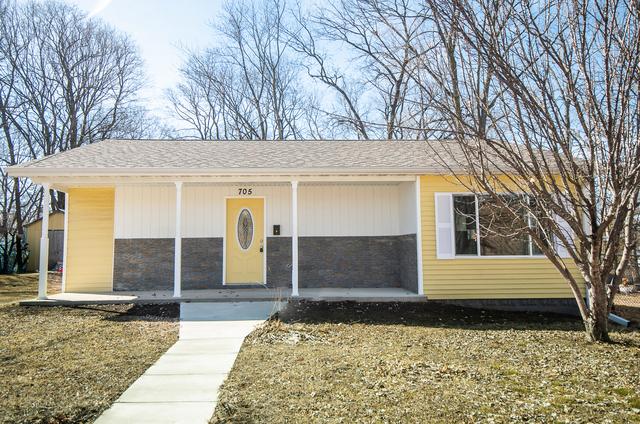 705 Nachusa Ave., Dixon, IL 61021