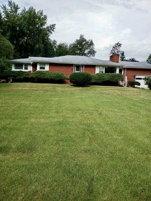 515 Country Club Dr., Mchenry, IL 60050