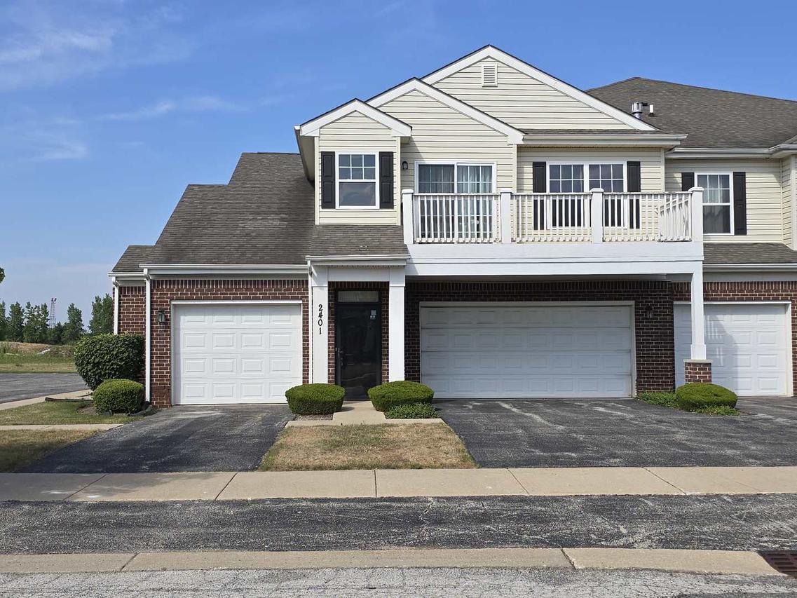 2401 Echelon Cir. #C, Matteson, IL 60443