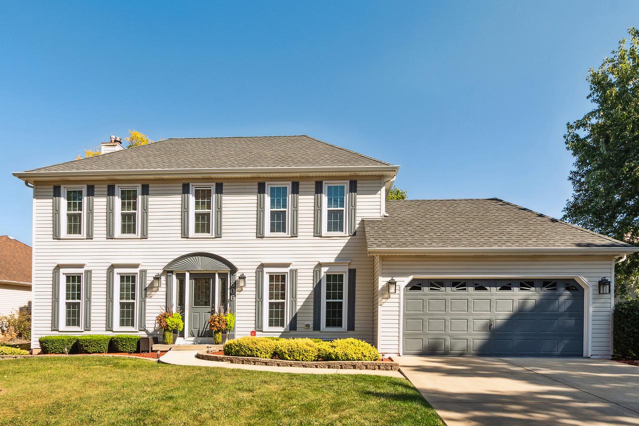 806 Wescott Rd., Bolingbrook, IL 60440